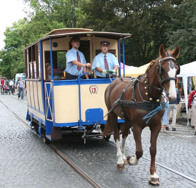 Tramwaj konny - eksponat historycznych Tramwajów Warszawskich
